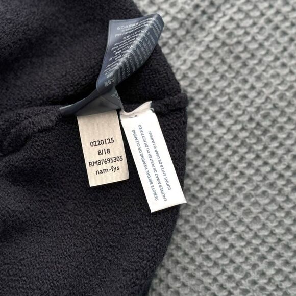 TOMMY HILFIGER NWT long crew neck in Navy Bouclé Size S - Picture 6 of 9